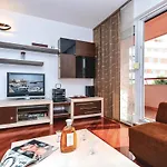 Apartament One-bedroom With Sea View 02